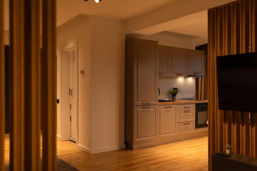 Nest Inn Azure Apartment Cluj Napoca Bagian luar foto